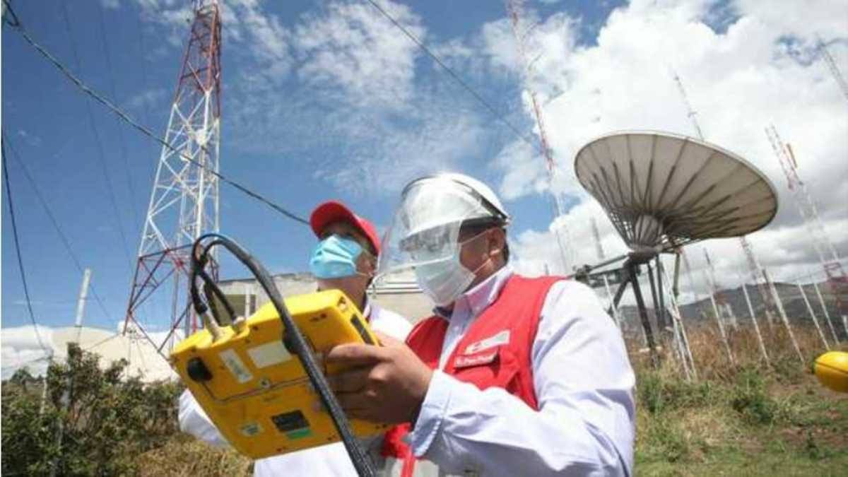 radiodifusión ilegal