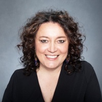Angela Lozano