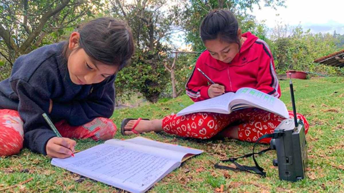 Cerca del 30% de la radio en Perú tiene finalidad educativa