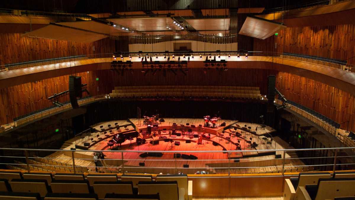 Despliegan sistema Intercom AEQ en sala sinfónica del CCK