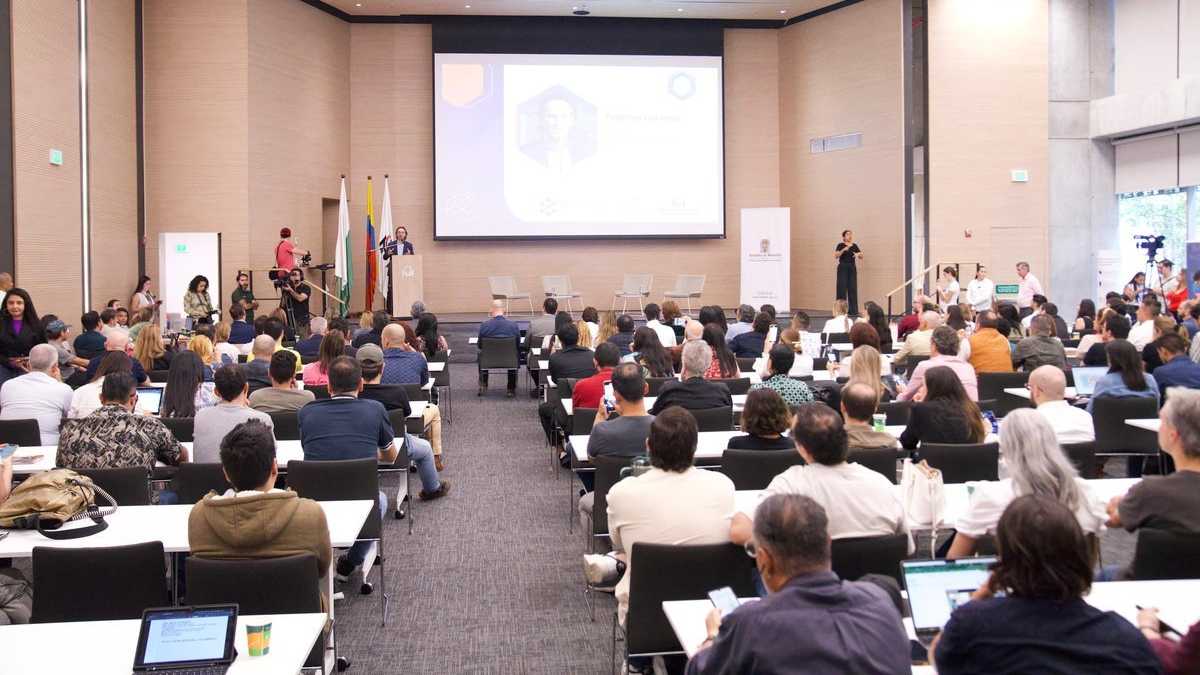 Medellín crea Clúster de Industrias Creativas