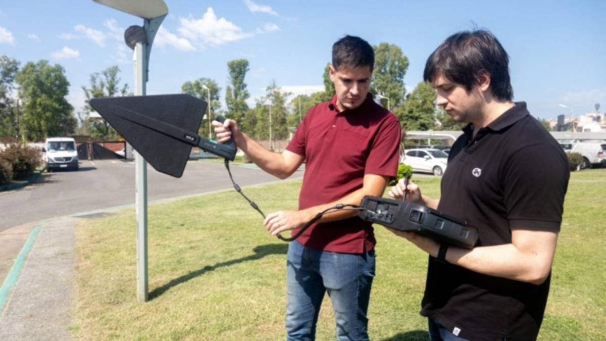 Enacom modernizó control del espectro radioeléctrico