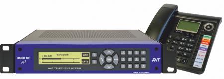 20161121055858_MAGIC_TH1ipGo_Vorderansicht_mit_Telefon_mit_Display.jpg.jpeg
